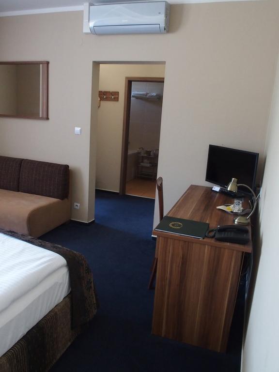 Hotel Victoria มาร์ติน ภายนอก รูปภาพ
