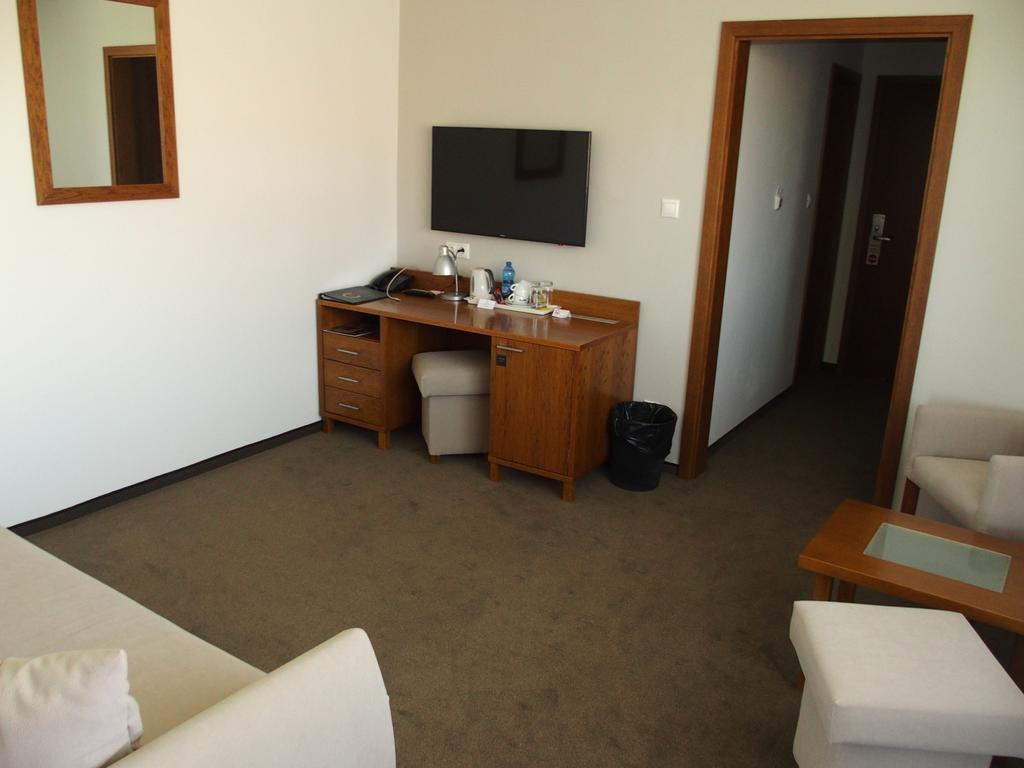 Hotel Victoria มาร์ติน ภายนอก รูปภาพ